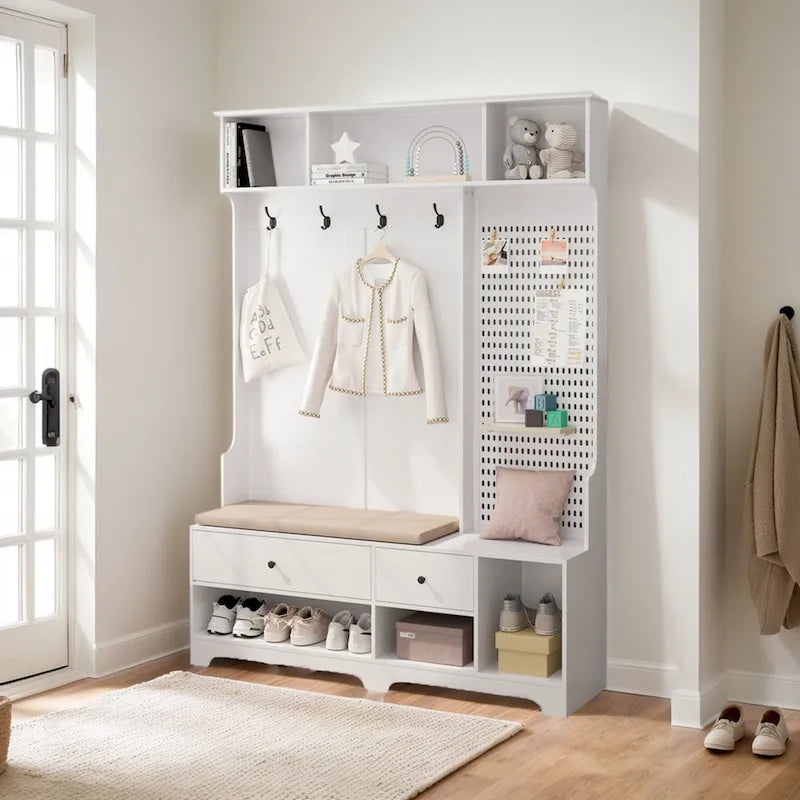 Porte-manteau multifonctionnel avec banc à chaussures, panneau perforé et grand espace de rangement