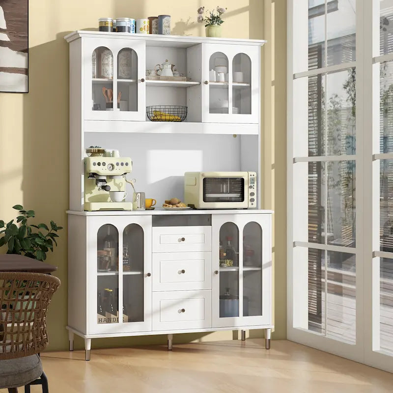 Armoire de cuisine haute de 73" avec lumières LED et prise de courant