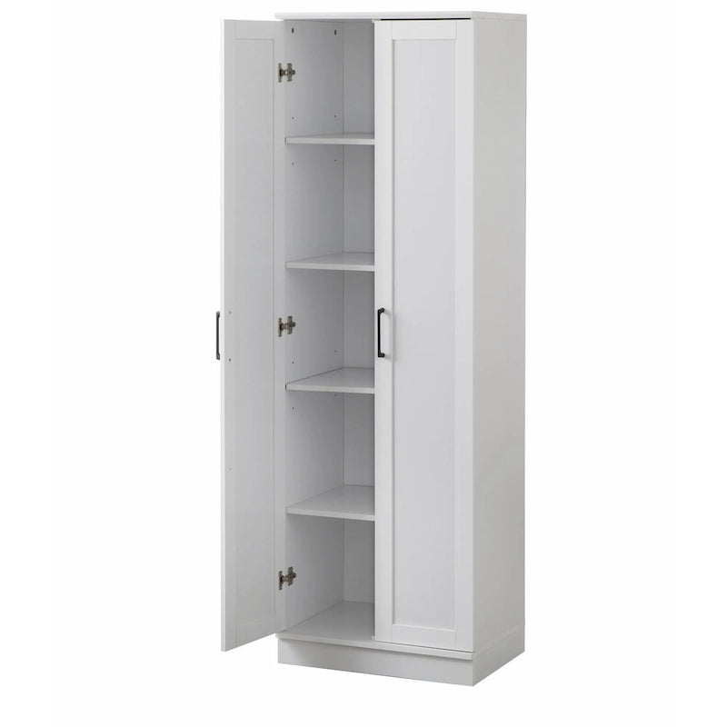 Garde-manger moderne de style champêtre avec rangement