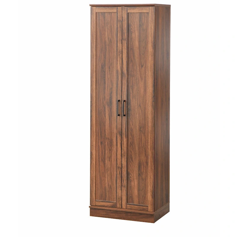 Garde-manger moderne de style champêtre avec rangement
