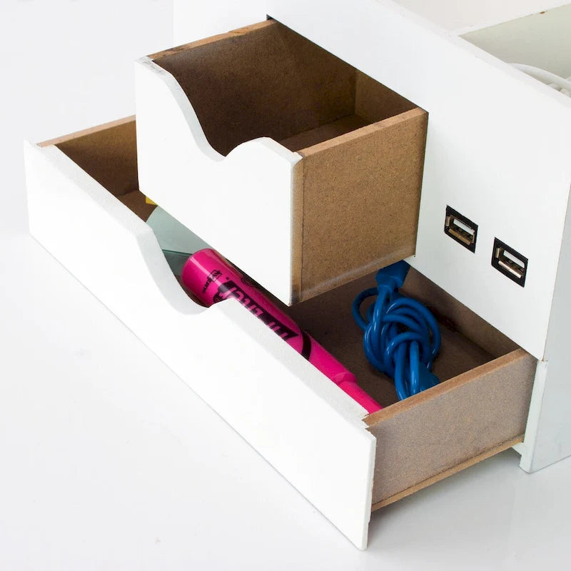 Organisateur de bureau 5 compartiments avec chargeur USB tout-en-un - Blanc